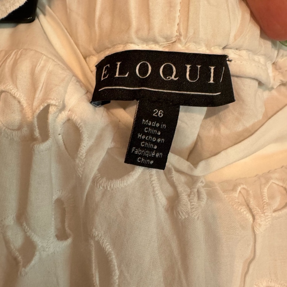 ELOQUII White Eyelet Set - Picture 2 of 4